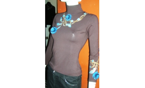 lupetto viscosa con inserti con fiori in orilag